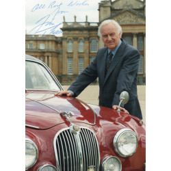 John Thaw as Inspector Morse next to his famous Jaguar Signed Vintage 7x5 Col Autographed Photo