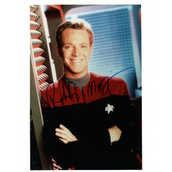 Robert Duncan McNeill as Ensign Parish in Star Trek Voyager Signed 10x8 Col Photo Autographed