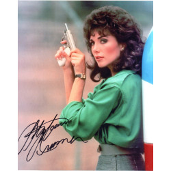 Stepfanie Kramer as Sgt. Dee Dee McCall in Hunter Signed 10x8 Col Photo Autographed